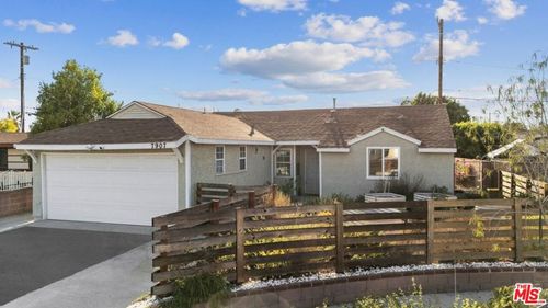 7907 Klump Ave, Sun Valley, CA, 91352-4465 | Card Image