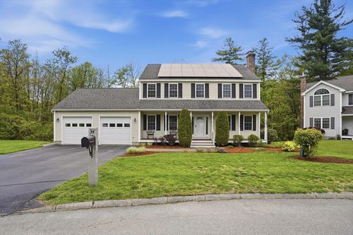 34 Harbor Light Rd, Leominster, MA, 01453-5978 | Card Image