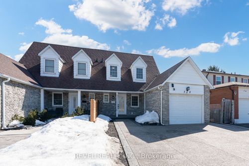 524 Fergo Ave, Mississauga, ON, L5B2J3 | Card Image