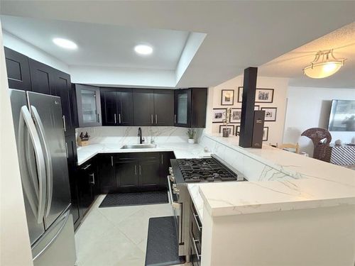 809-3140 S Ocean Dr, Hallandale Beach, FL, 33009-7245 | Card Image