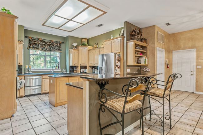 18050 Deer Trl, House other with 4 bedrooms, 3 bathrooms and null parking in Flint TX | Image 15