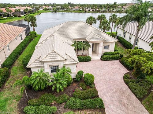 8864 New Castle Dr, FORT MYERS, FL, 33908-5657 | Card Image
