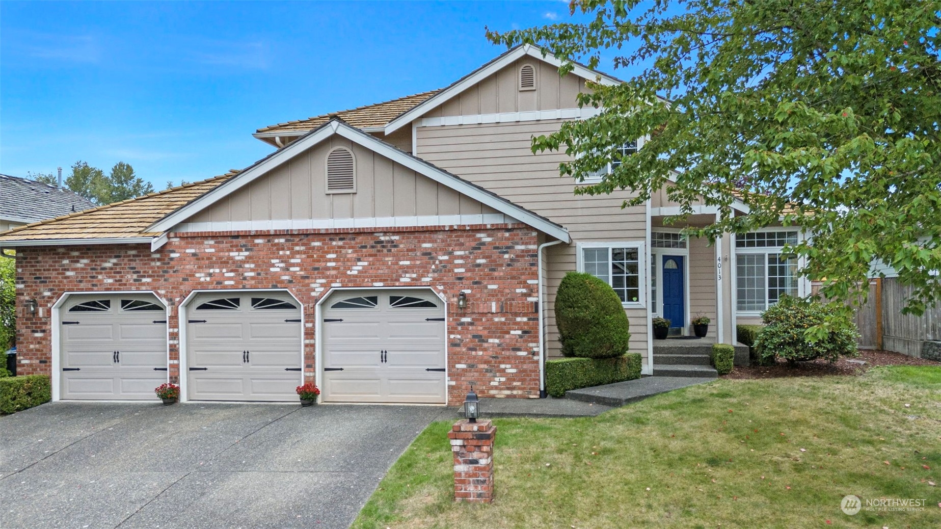 Broadmoor Dr, Tacoma, WA 98422