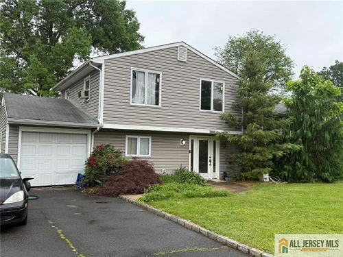 2603 Wade St, Piscataway, NJ, 08854-4555 | Card Image