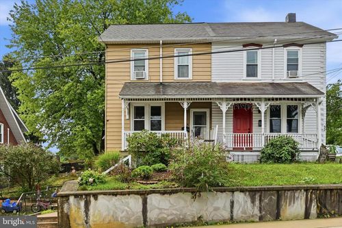 30 Walnut St, MOHNTON, PA, 19540-1808 | Card Image