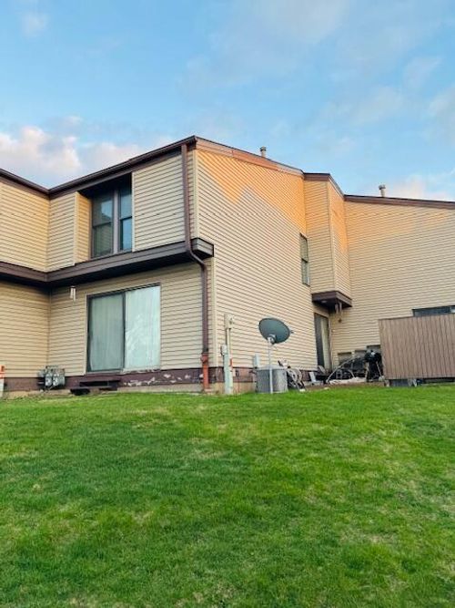 5225 S 13th St, Milwaukee, WI, 53221-3642 | Card Image
