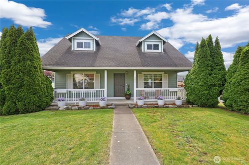 5417 156th Avenue Ct E, Sumner, WA, 98390-3223 | Card Image