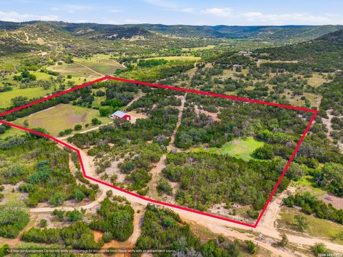 197 Two Sisters Rd, Medina, TX, 78055 | Card Image