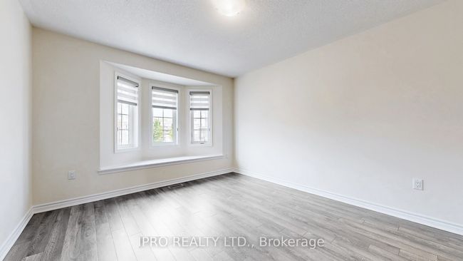 1145 Dragonfly Ave, House attached with 3 bedrooms, 3 bathrooms and 1 parking in Pickering ON | Image 31