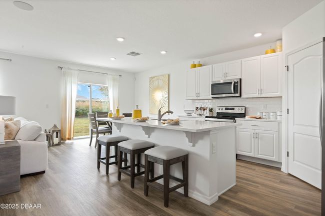 39 Sprout Ln, House other with 5 bedrooms, 3 bathrooms and null parking in ORMOND BEACH FL | Image 7