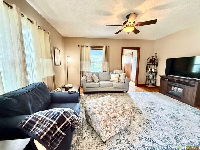 1600 Central Ave, House other with 5 bedrooms, 3 bathrooms and 2 parking in Auburn NE | Image 17