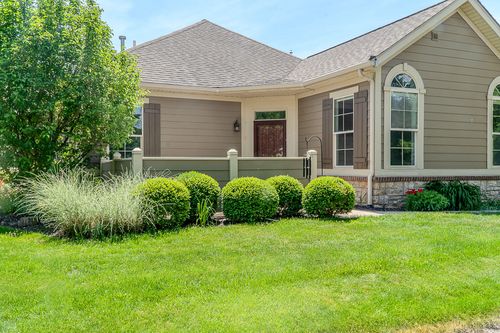 8-873 Bridge Crest Dr, Ada, MI, 49301-7828 | Card Image
