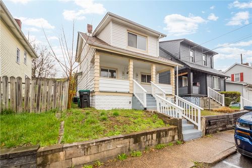 4 Gardner St, Etna, PA, 15223-1804 | Card Image