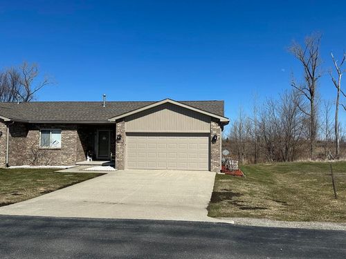 8538 E Forest Creek Dr, Port Austin, MI, 48467-9136 | Card Image
