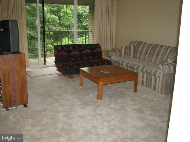 UNIT-32B - 1427 Northgate Sq, Condo with 2 bedrooms, 2 bathrooms and null parking in RESTON VA | Image 6