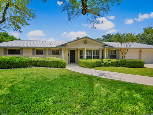 134 Meadowood Ln, San Antonio, TX, 78216-7322 | Card Image