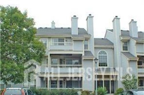 202 Salem Ct, Princeton, NJ, 08540-7040 | Card Image