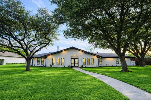 6826 Town Bluff Dr, Dallas, TX, 75248-5520 | Card Image