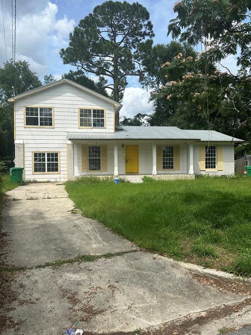 10 Lavista Cir, Valdosta, GA, 31601-6244 | Card Image