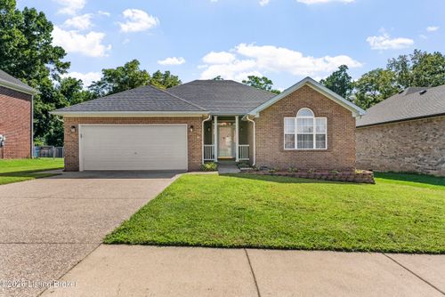 231 River Edge Dr, Shepherdsville, KY, 40165-7195 | Card Image