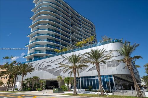 805-17550 Collins Ave, Sunny Isles Beach, FL, 33160-2867 | Card Image