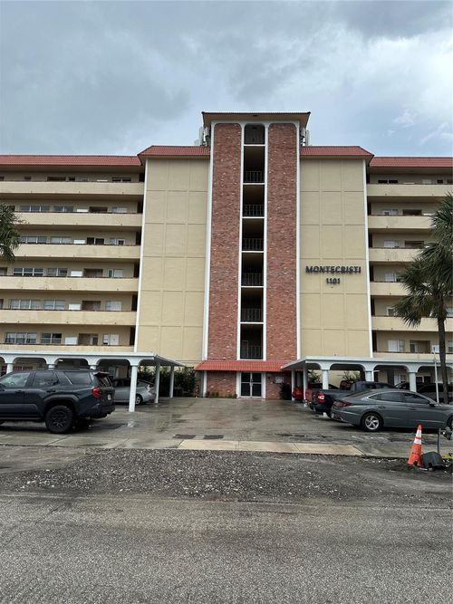 apt-608-1101 Crystal Lake Dr, Deerfield Beach, FL, 33064-1938 | Card Image