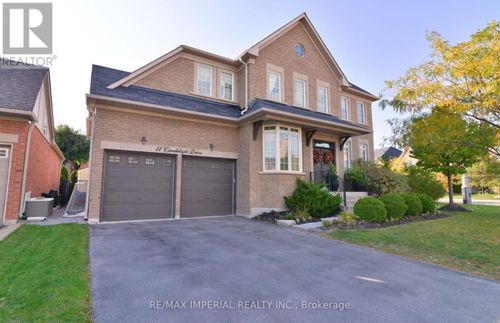 11 Candlelight Drive, Richmond Hill (Jefferson), ON, L4E5E4 | Card Image