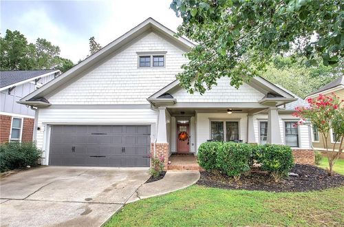 39 Lake Haven Dr, Cartersville, GA, 30120-8467 | Card Image