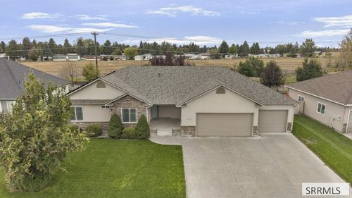 3570 Sycamore Cir, Idaho Falls, ID, 83402-4704 | Card Image