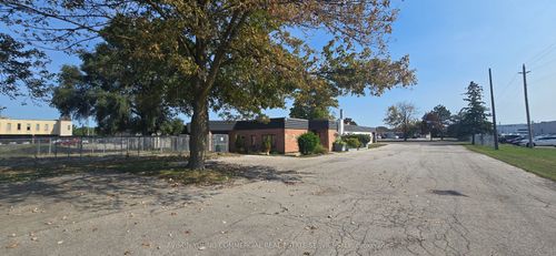 624 Clarke Rd, London, ON, N5V3K5 | Card Image