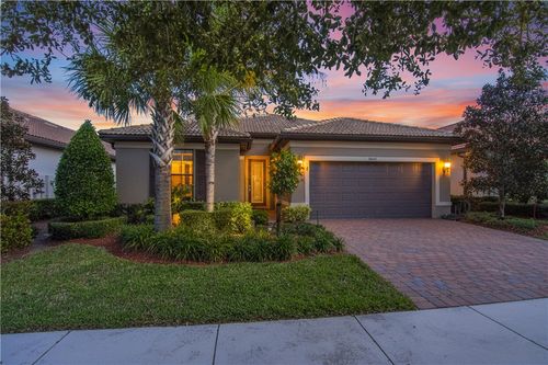 5041 Pendelton Sq, Vero Beach, FL, 32967-7616 | Card Image