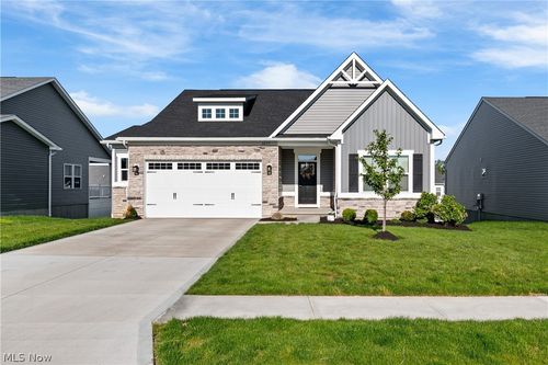 6877 Harrington Court Ave Ne, Canton, OH, 44721-3177 | Card Image