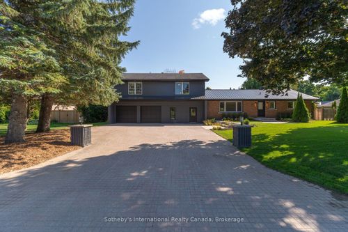 31 Elizabeth St E, Creemore, ON, L0M1G0 | Card Image