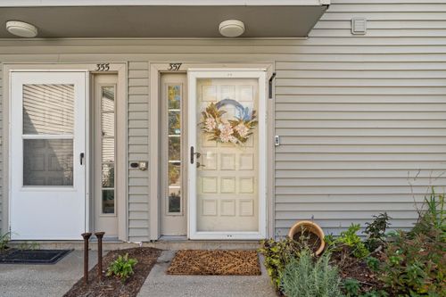 357 Locust Hill Rd, Shelburne, VT, 05482-6376 | Card Image