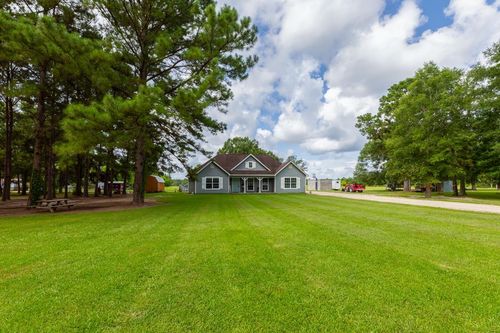 10501 Old Batson Saratoga Rd, Sour Lake, TX, 77659-2939 | Card Image