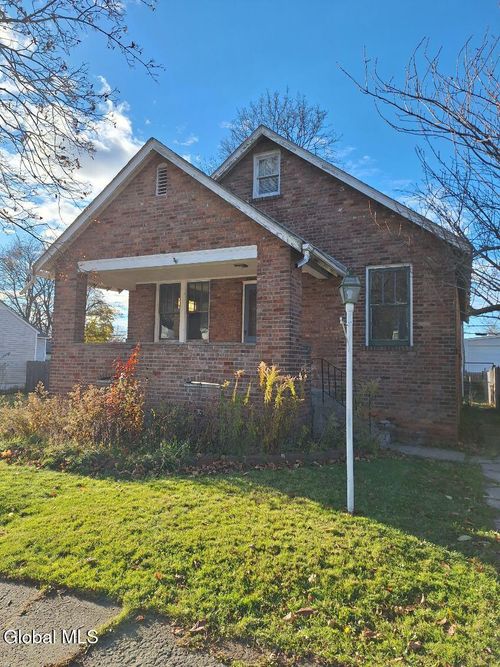 743 6th Ave, Troy, NY, 12182-2232 | Card Image