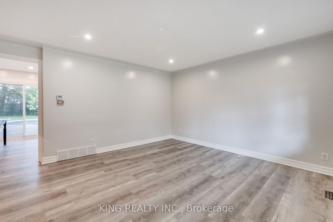 1761 Daleview Cres, House other with 4 bedrooms, 2 bathrooms and 8 parking in Cambridge ON | Image 39
