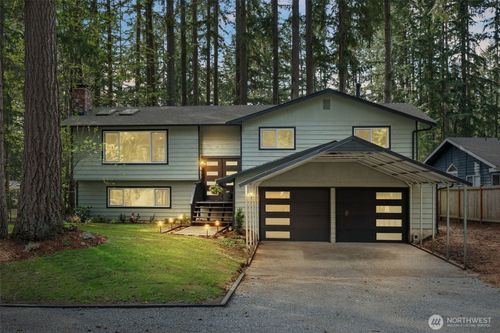 16519 191st Pl Ne, Woodinville, WA, 98072-9129 | Card Image