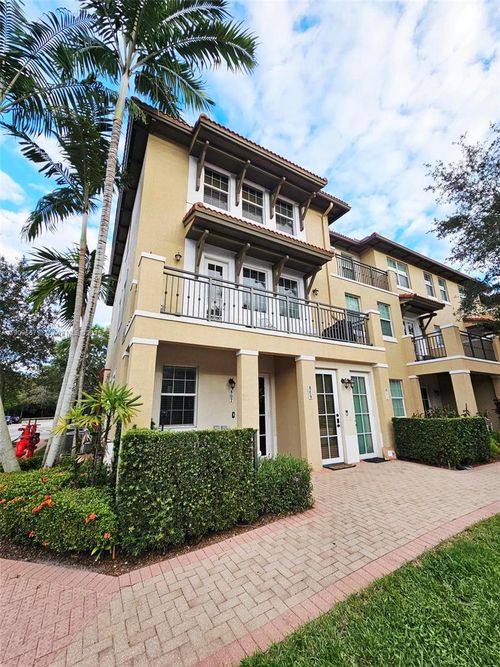 1401-809 Sw 147th Ave, Pembroke Pines, FL, 33027-6126 | Card Image