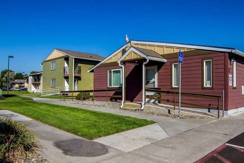 405 Sw 11th St, Hermiston, OR, 97838-2179 | Card Image