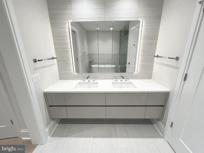 1104 - 7887 Jones Branch Dr, Condo with 3 bedrooms, 3 bathrooms and null parking in MCLEAN VA | Image 18