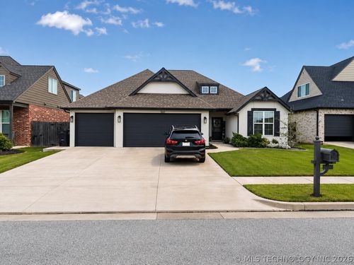 2127 E 138th Pl S, Bixby, OK, 74008-4887 | Card Image