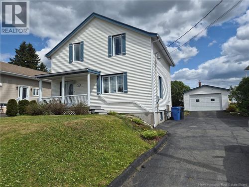 115 46e Ave, Edmundston, NB, E3V3B7 | Card Image