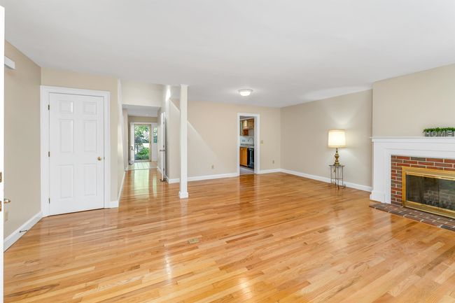9 Peninsula Dr, Condo with 2 bedrooms, 3 bathrooms and null parking in Stratham NH | Image 17