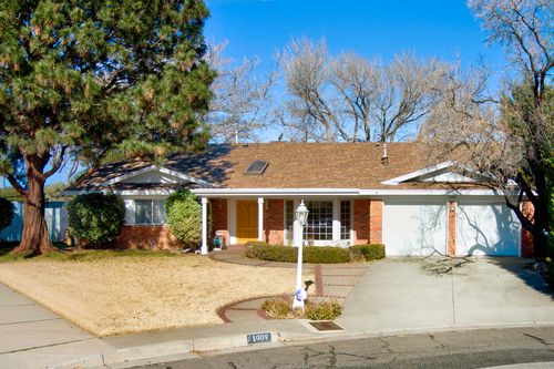 1009 Morina Ct Ne, Albuquerque, NM, 87112-5832 | Card Image
