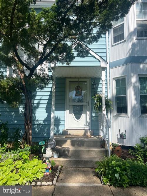 614 Woodgate Ln, UPPER CHICHESTER, PA, 19014-2554 | Card Image