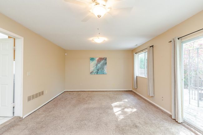 1015 163 St, House other with 3 bedrooms, 3 bathrooms and 6 parking in Surrey BC | Image 12
