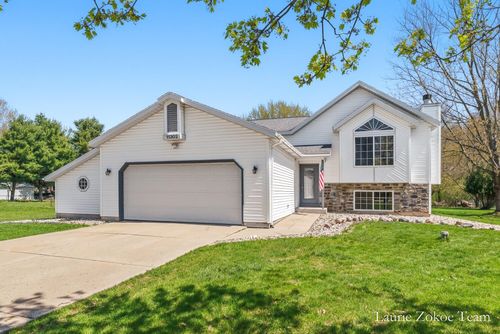 11302 8th Avenue Nw, Grand Rapids, MI, 49534 | Card Image