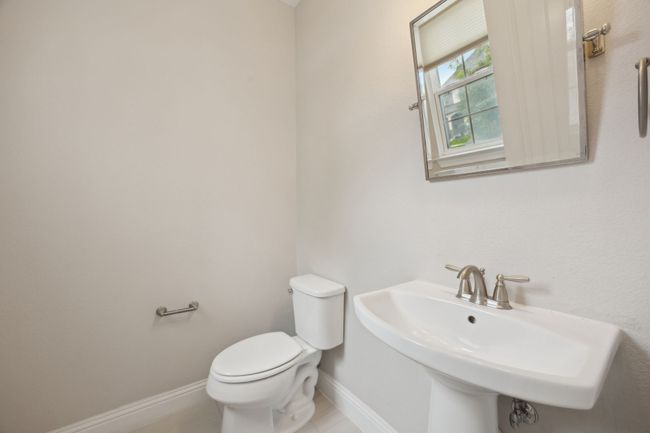 Main bathroom on second floor | Image 12
