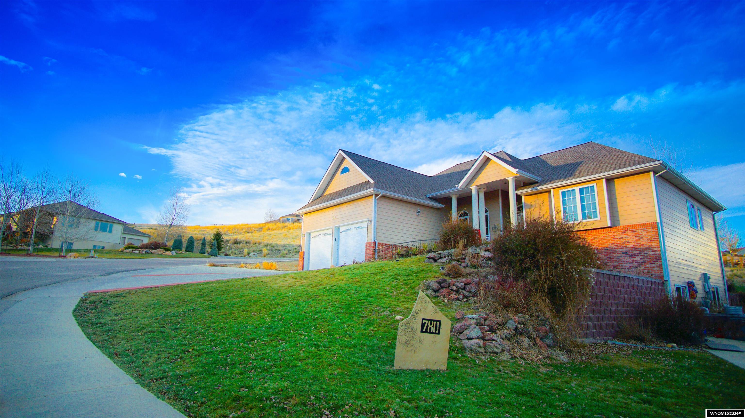Hogerson St, Buffalo, WY 82834